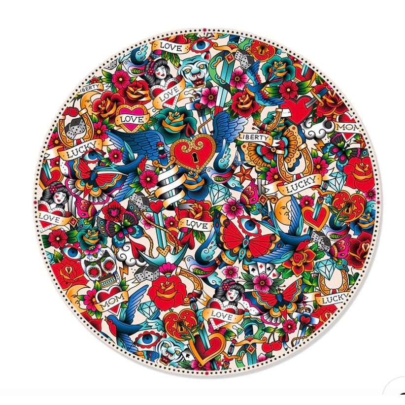 Set de table rond en vinyle Podevache Tattoo Mix, style tattoo coloré