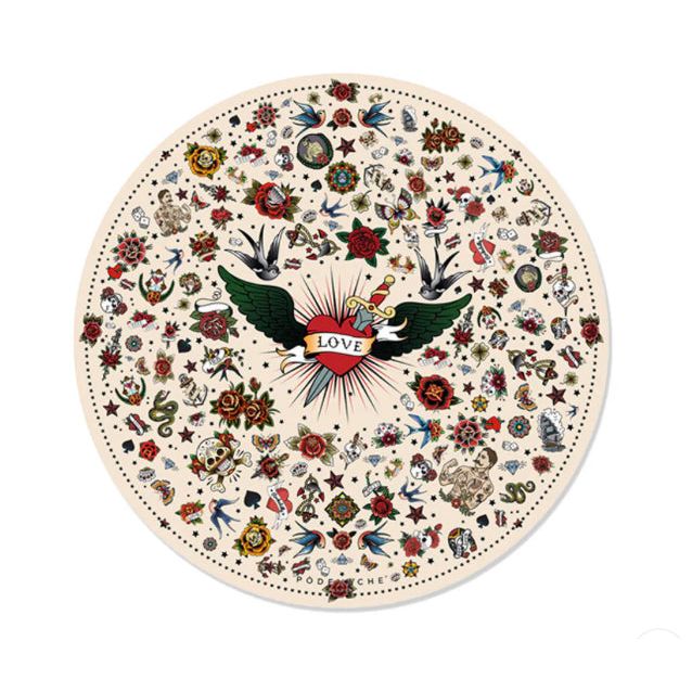 Set de table rond en vinyle Podevache Tattoo, motif old school