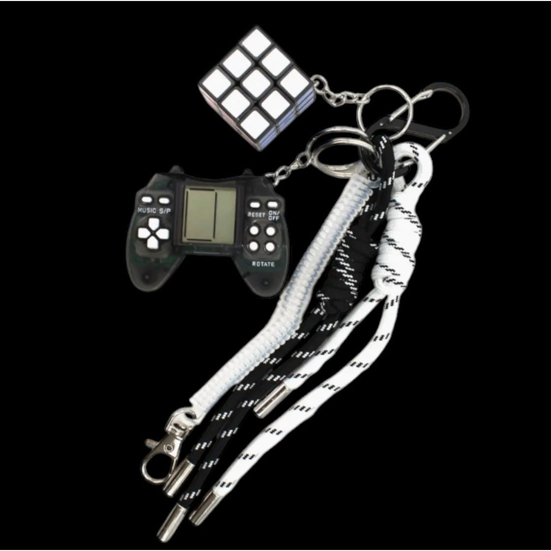 Grigri de sac avec manette noire Tetris fonctionnelle et cube rotatif