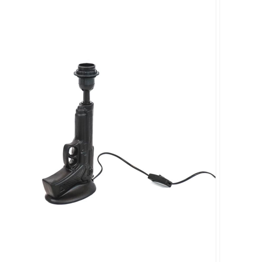 Lampe Design Revolver Housevitamin – Déco Décalée & Tendance Industrielle
