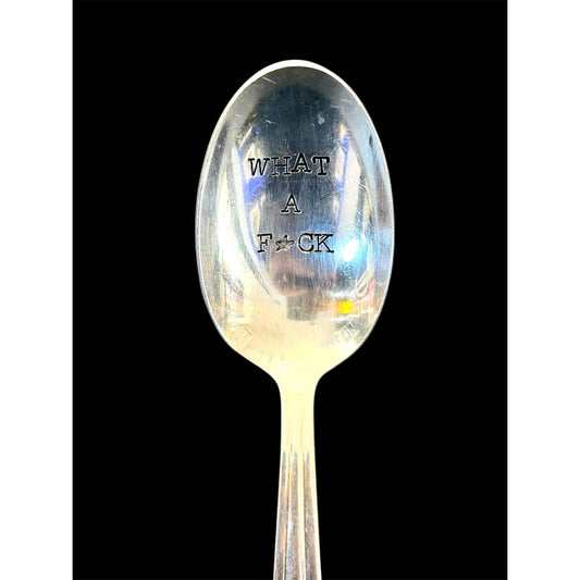 Cuillère vintage gravée à la main "WHAT A F✶CK" – cadeau original et décalé