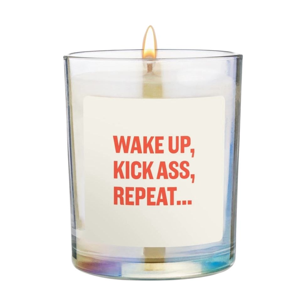 Bougie en verre avec message "Wake up, kick ass, repeat..." de la marque Candlehand