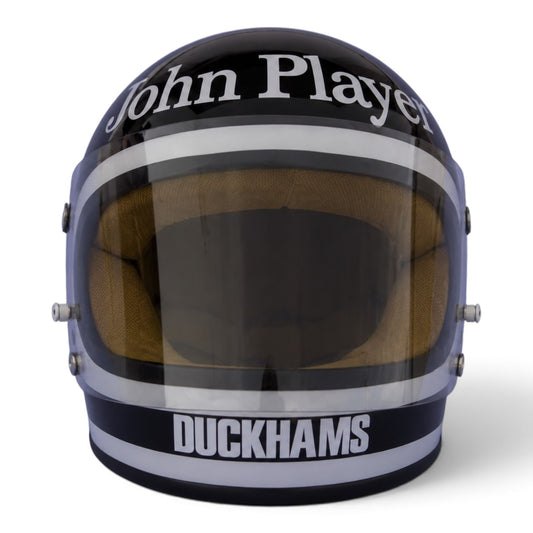 Casque Replica Jacky Ickx 1974 Lotus F1 vu de profil avec livrée noire et blanche et marquages Jacky Ickx