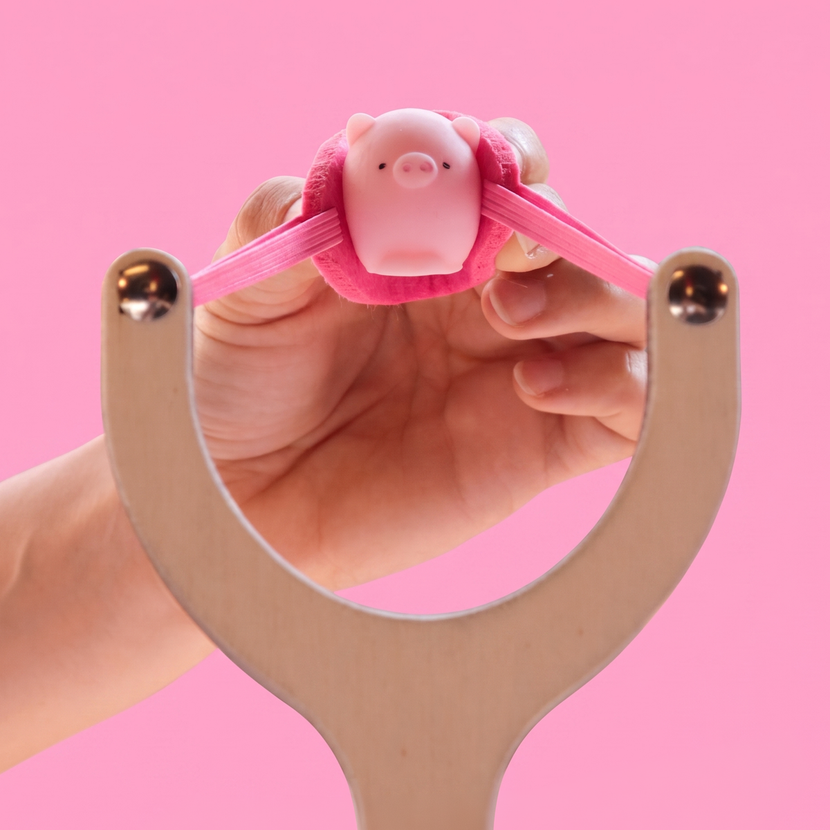 Jeu Tiraporchi Superstuff avec lance-pierre en bois, petits cochons roses et boîte d’origine