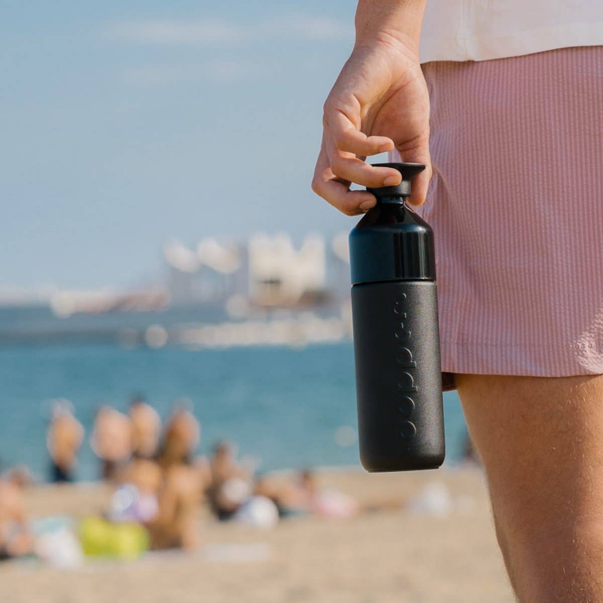 Gourde isotherme Dopper Insulated 580 ml noire en acier inoxydable