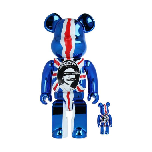 Figurines Be@rbrick Sex Pistols chrome 100% et 400% avec visuel “God Save The Queen” et drapeau britannique stylisé