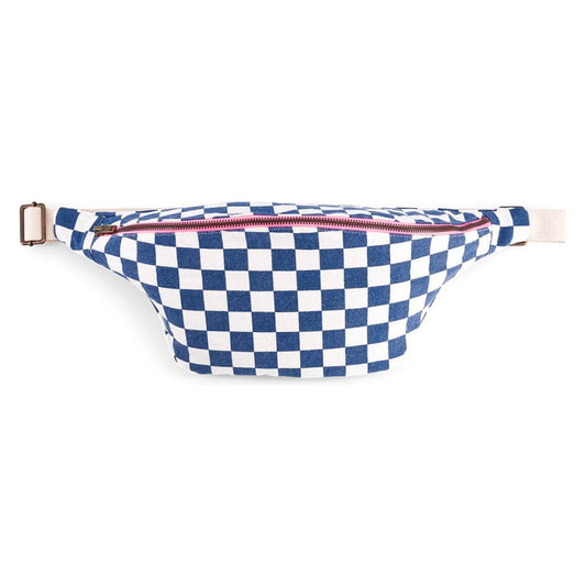 Sac banane Rose in April – imprimé damier écru et bleu – fermeture rose et sangle ajustable en coton