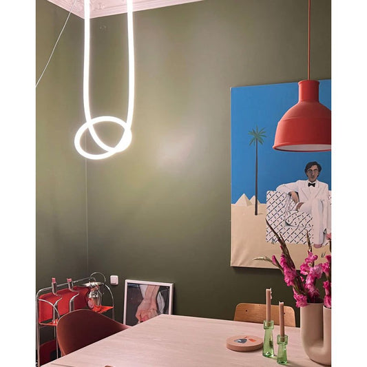 Tube lumineux Flex Mount 4m – Studio About – LED design suspendue blanc chaud