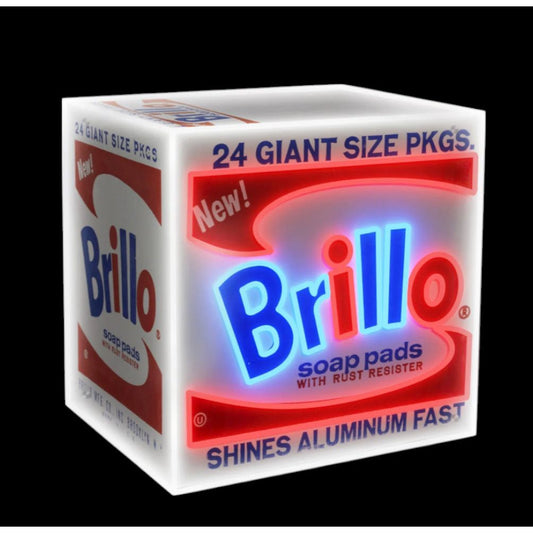 Néon mural Brillo Box d’Andy Warhol – cube lumineux imprimé rouge, bleu et blanc