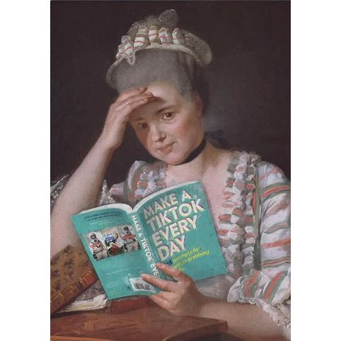 Toile imprimée Dikhotomy – femme XVIIIe lisant "Make a TikTok Every Day"