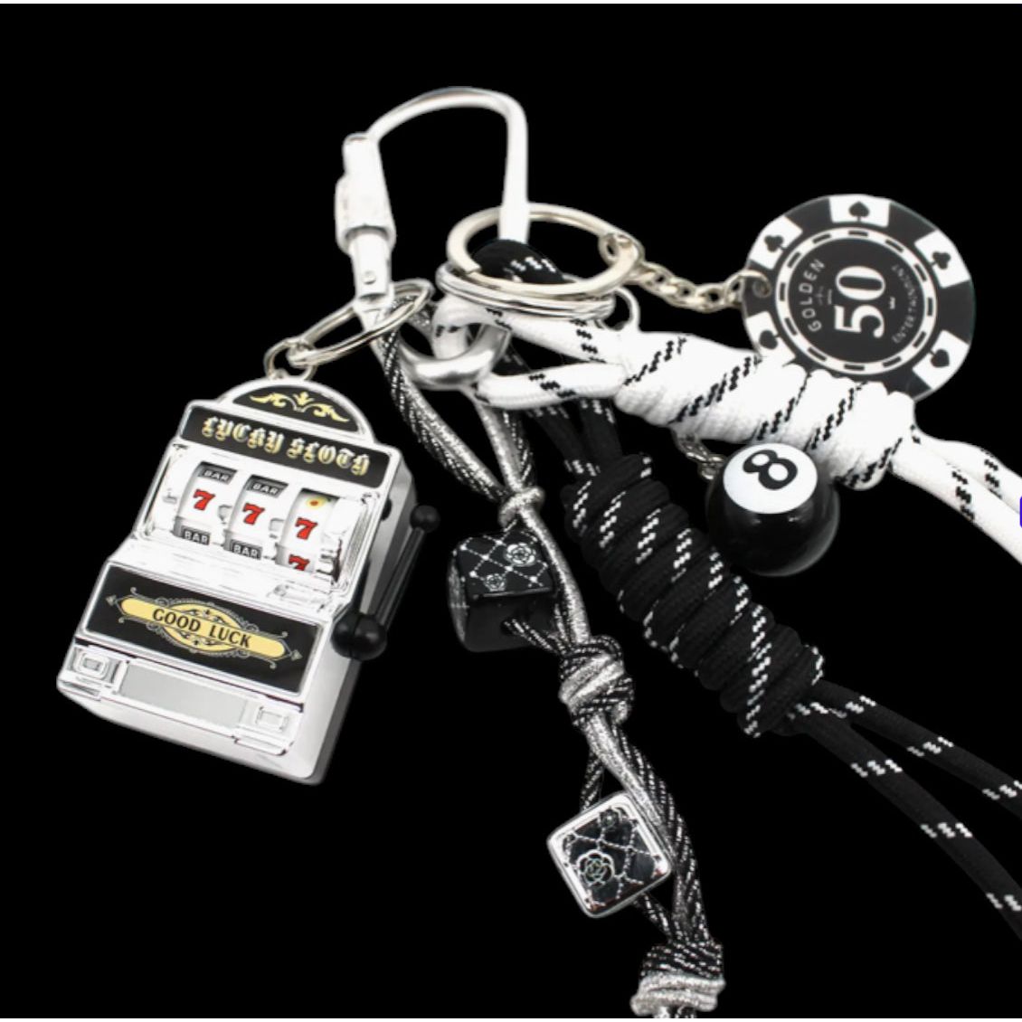 Grigri de sac Bag Charm Machine à sous avec jeton de poker et boule 8