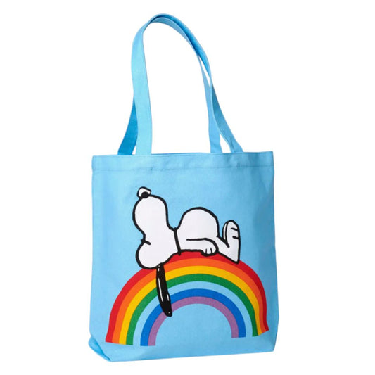 Tote bag Peanuts Magpie – Snoopy sur arc-en-ciel et slogan Good Vibes Only.