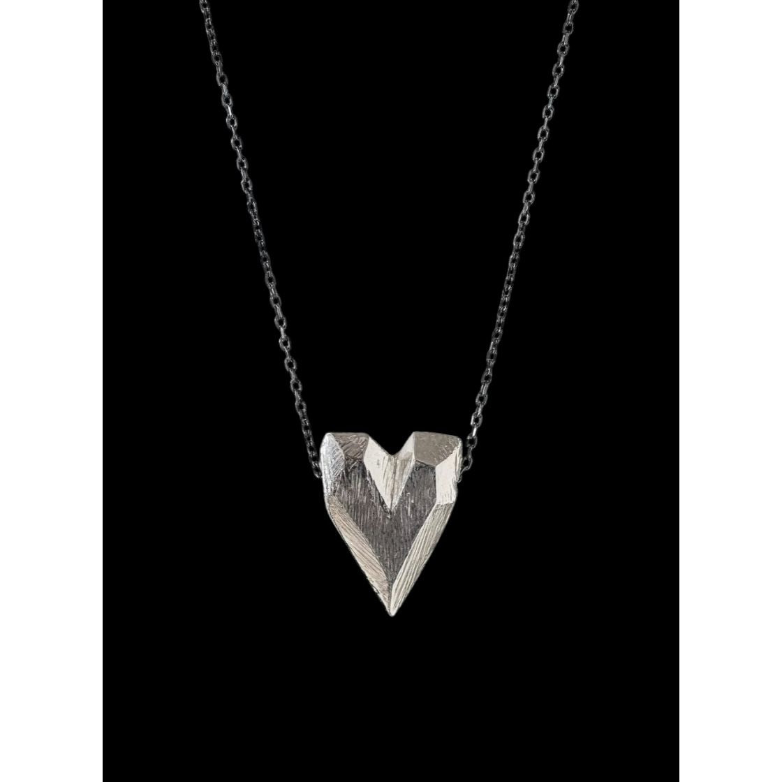 Collier Beatriz Favres – cœur en argent massif, taille moyenne