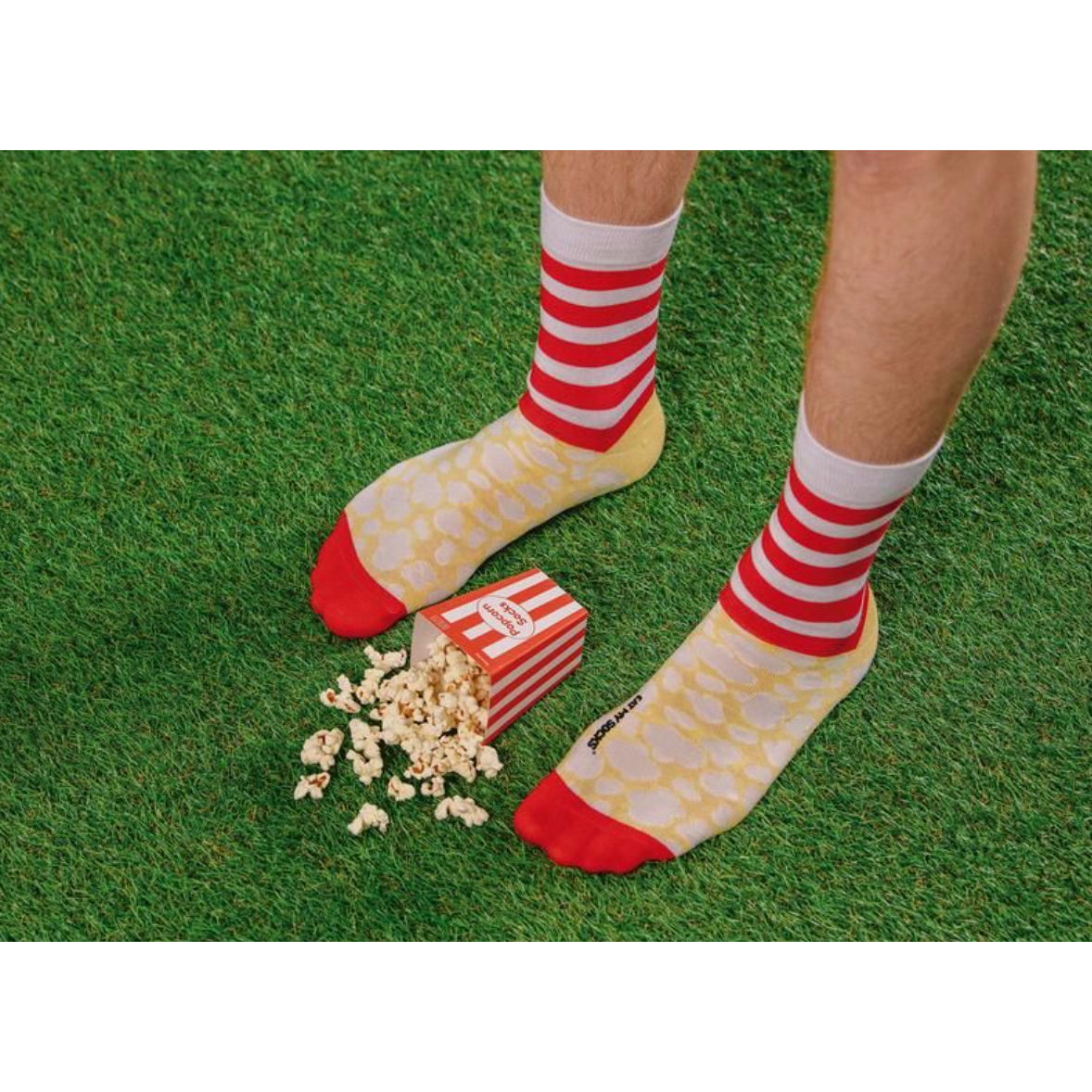 Chaussettes Eat My Socks – modèle Pop Corn, packaging boîte de cinéma