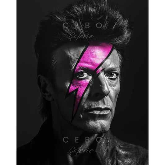 Affiche "Pink Bowie" – Cebo Galerie, portrait noir et blanc avec éclair rose