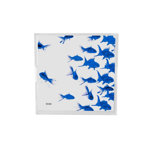 Plateau "Saphire Swim" David Stesner – poissons bleus saphir sur fond clair en acrylique transparent