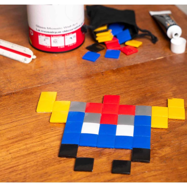 – Kit mosaïque Pixel Art Space Mazinger Pixel Corner mural
– Mosaïque robot pixel rouge bleu jaune déco geek
– Pixel Art DIY fabrication française Pixel Corner version classique