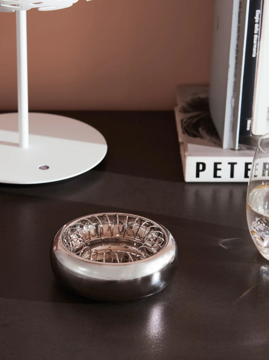Cendrier SPIRALE Alessi Ø12 cm en acier inoxydable poli miroir