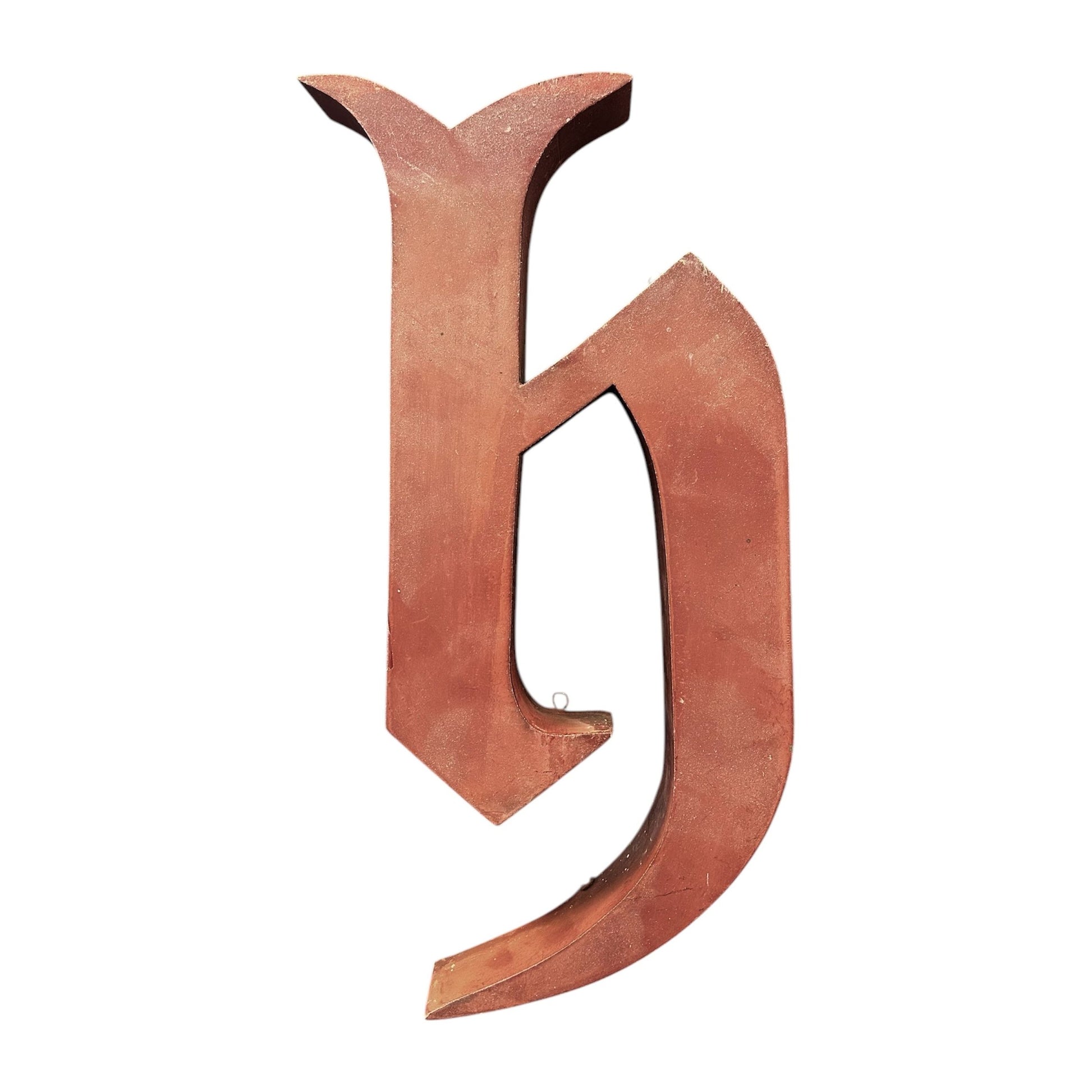 Lettre d’enseigne vintage "h" – métal rouge bordeaux – style gothique industriel