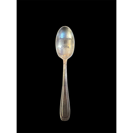 Cuillère vintage gravée du message "Fanculo la dieta", en métal argenté.