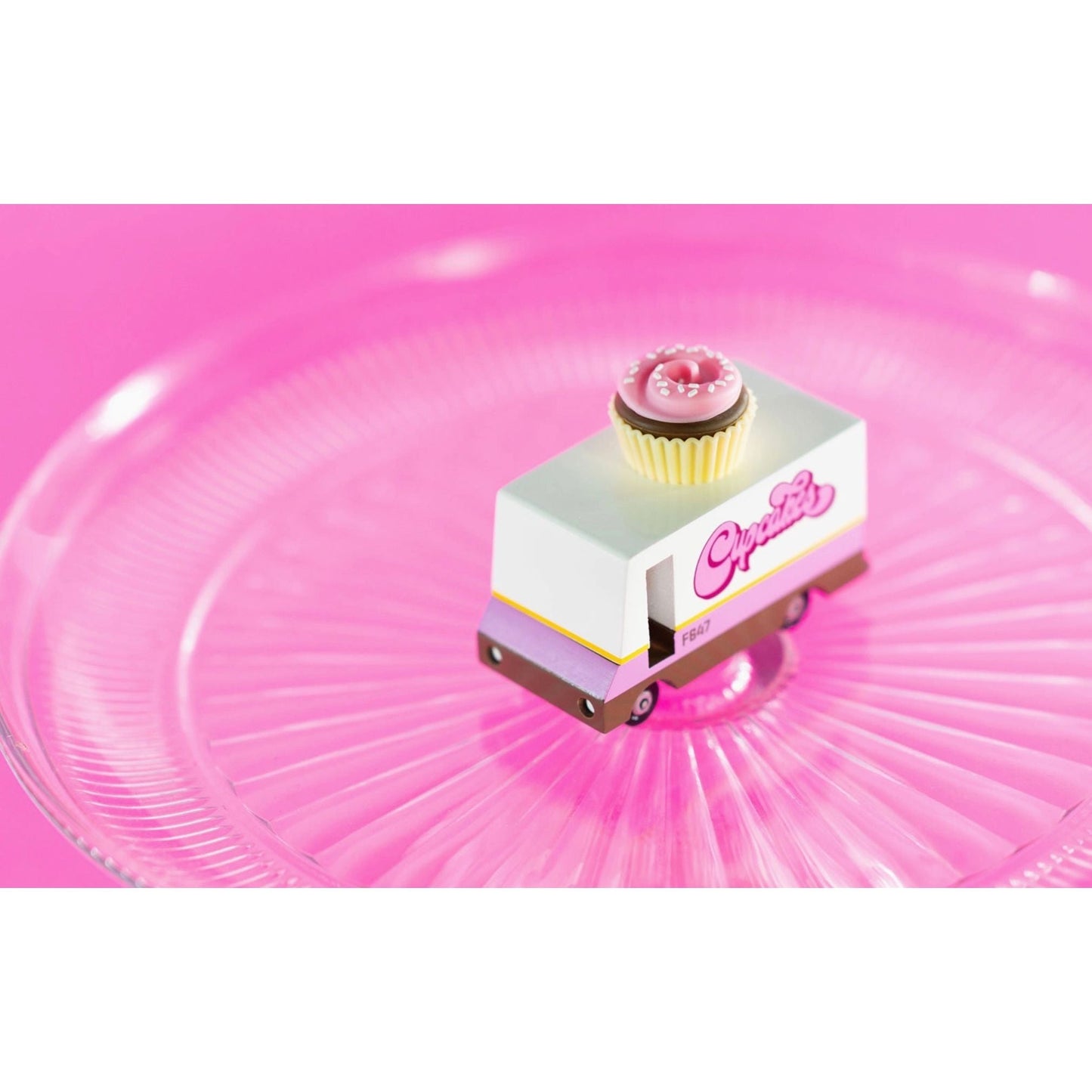 Camion en Bois « Cupcake Van » – Candylab Toys - Boutique Ømm