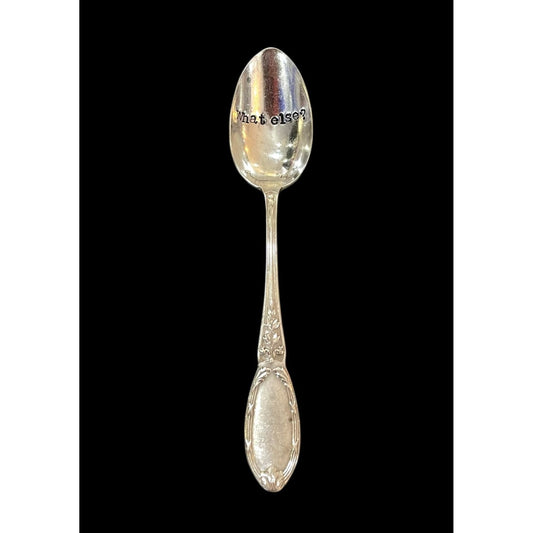 Cuillère vintage gravée – "what else?" - Boutique Ømm