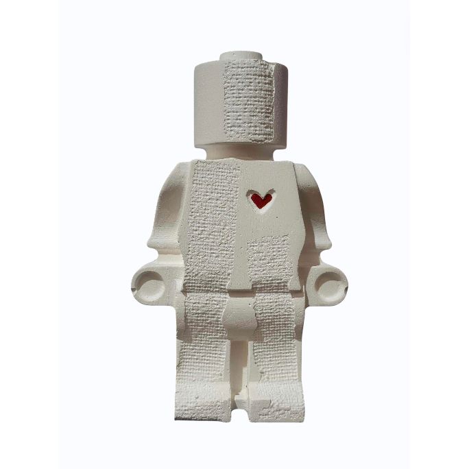 Figurine Ptit Donneur d'Amour 20 cm en plâtre blanc avec cœur rouge Atelier 325