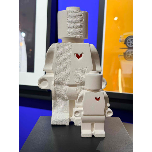 Figurine Ptit Donneur d'Amour en plâtre blanc avec cœur rouge Atelier 325