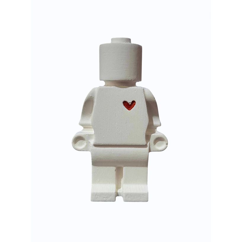 Figurine Ptit Donneur d'Amour en plâtre blanc avec cœur rouge Atelier 325