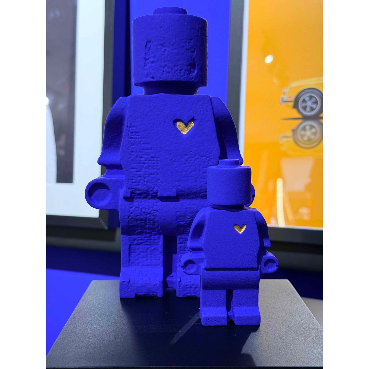 Figurine Ptit Donneur d'Amour bleu vif avec cœur doré 10 cm Atelier 325