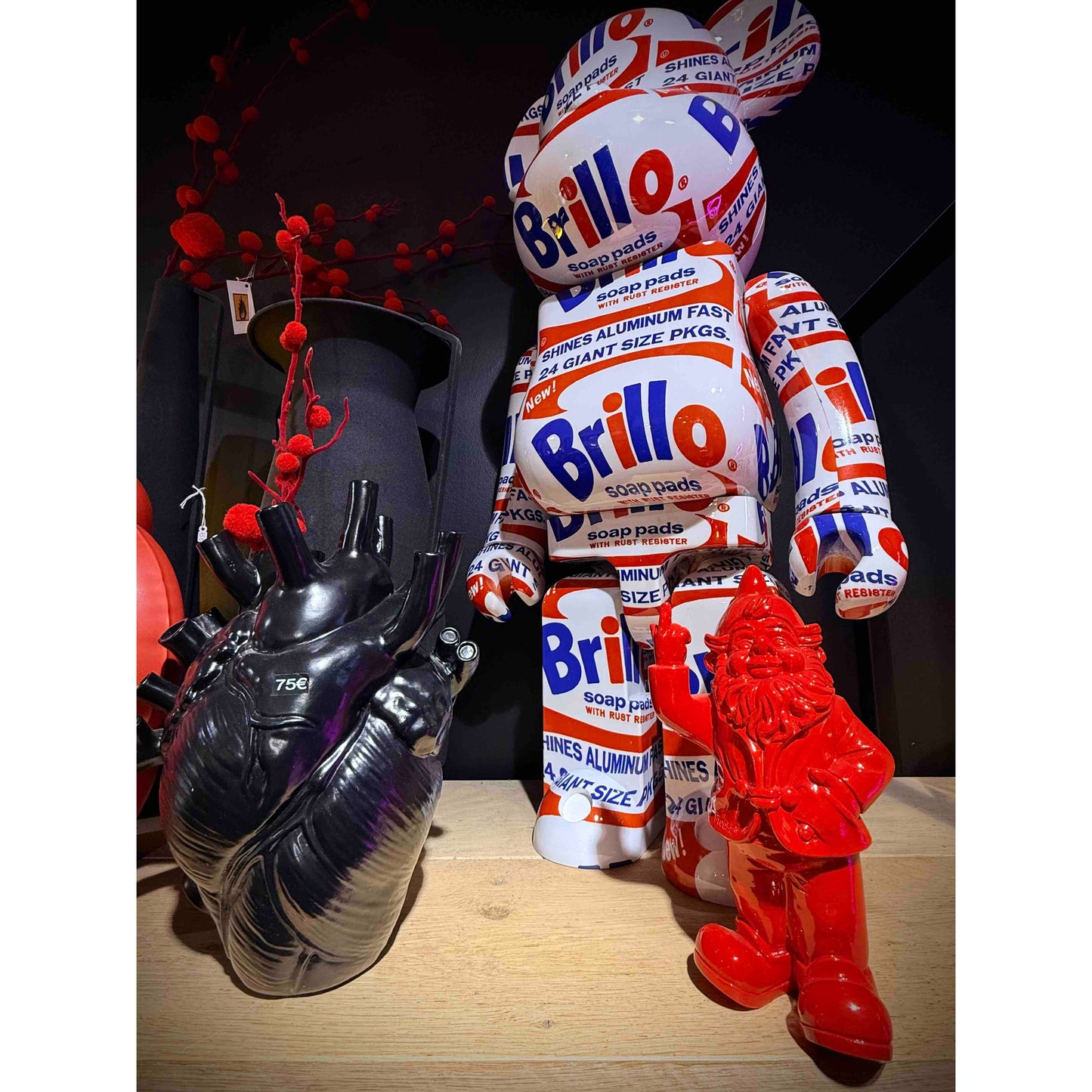 -nain-fuck-you-rouge-stevens-deco
-nain-de-jardin-rouge-doigt-honneur
-figurine-nain-pop-art-rouge
-objet-deco-decale-nain-rouge-humour