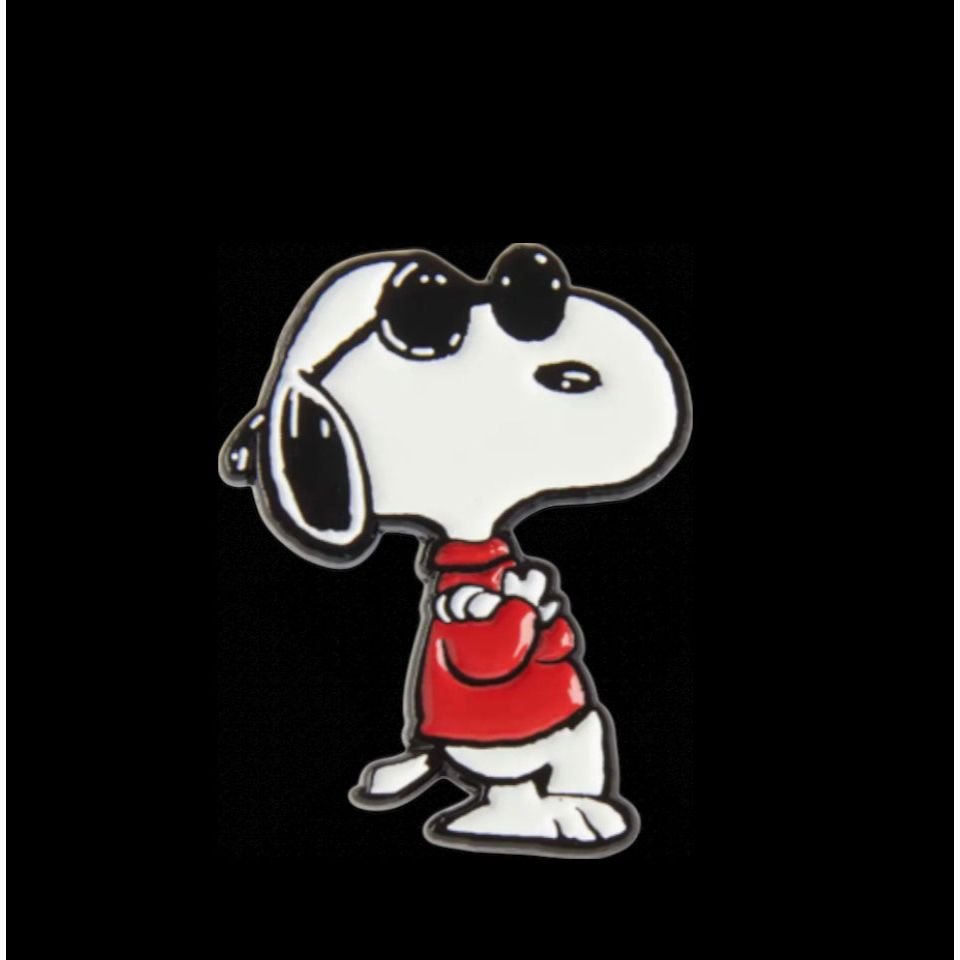 Pins Peanuts "Joe Cool" – Snoopy en émail – Magpie - Boutique Ømm