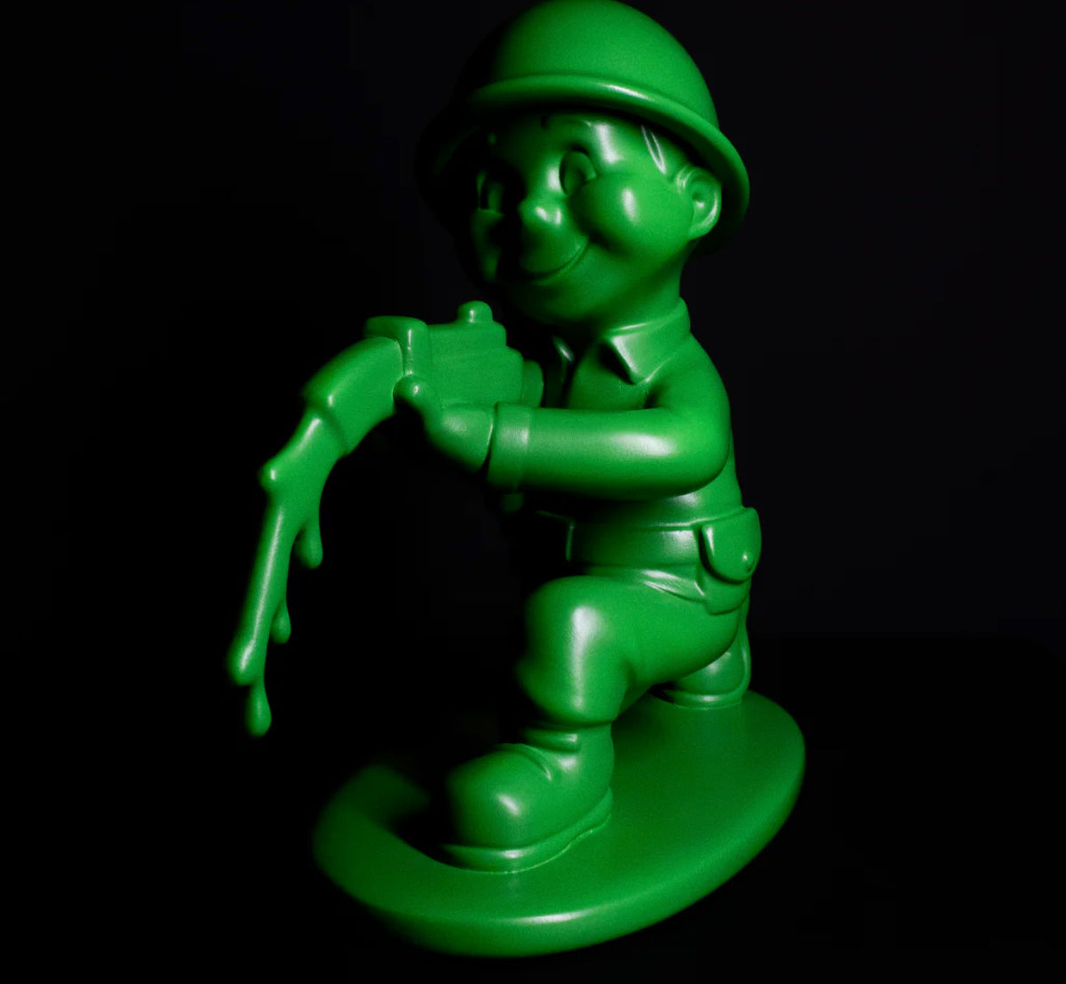 Objet design engagé Plastic Peace Seletti inspiré du célèbre soldat en plastique