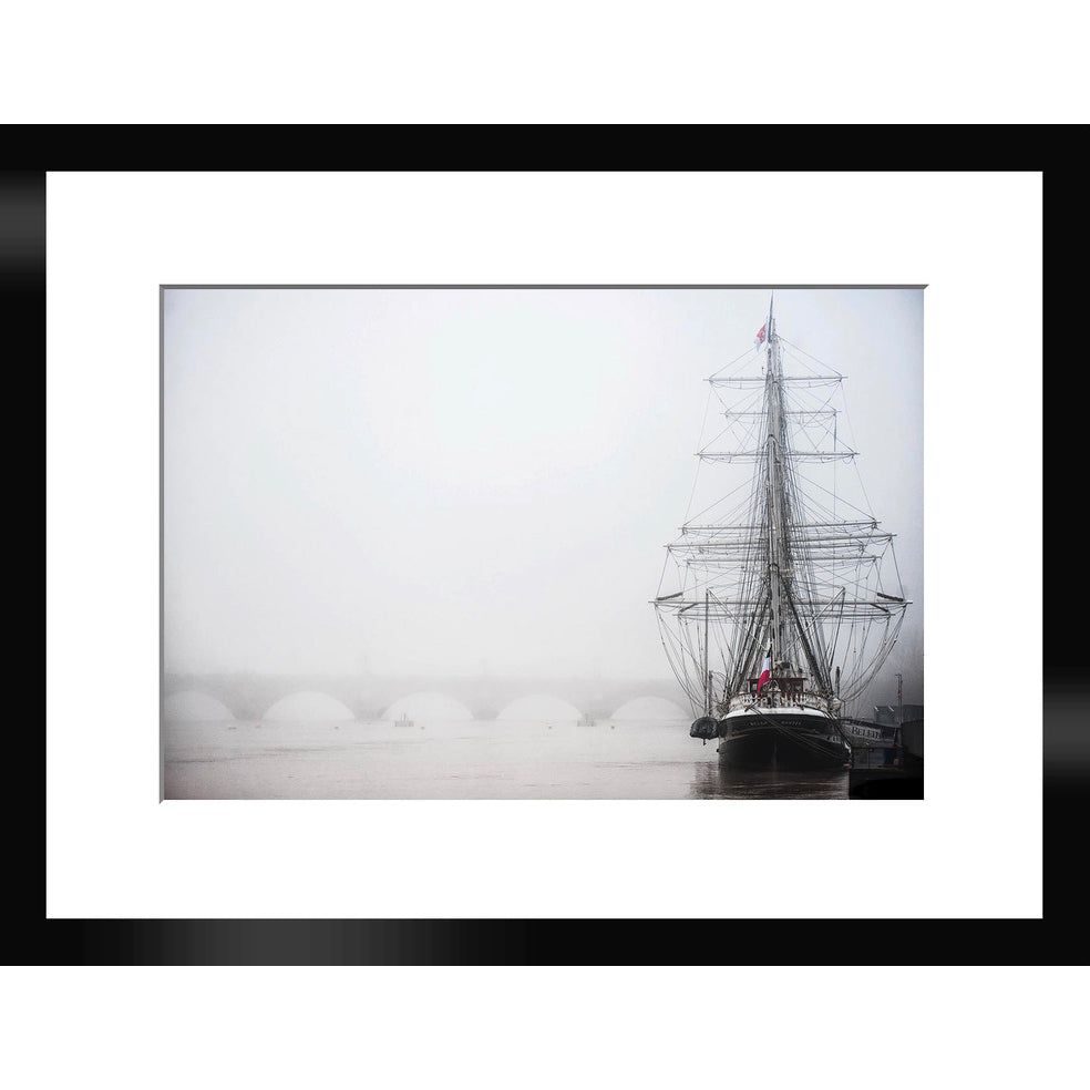 Tirage d’art "Escale" – 20x30 cm – Cadre bois 30x40 cm - Boutique Ømm