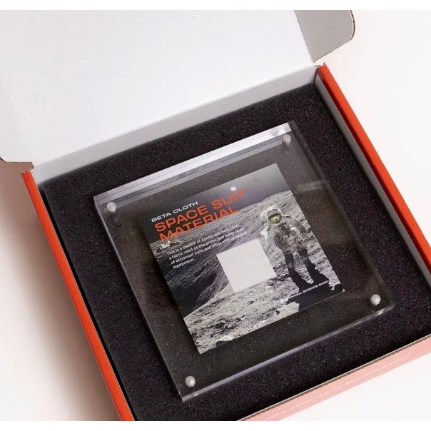 Tissu authentique de combinaison spatiale Apollo 11 – NASA Beta Cloth - Boutique Ømm