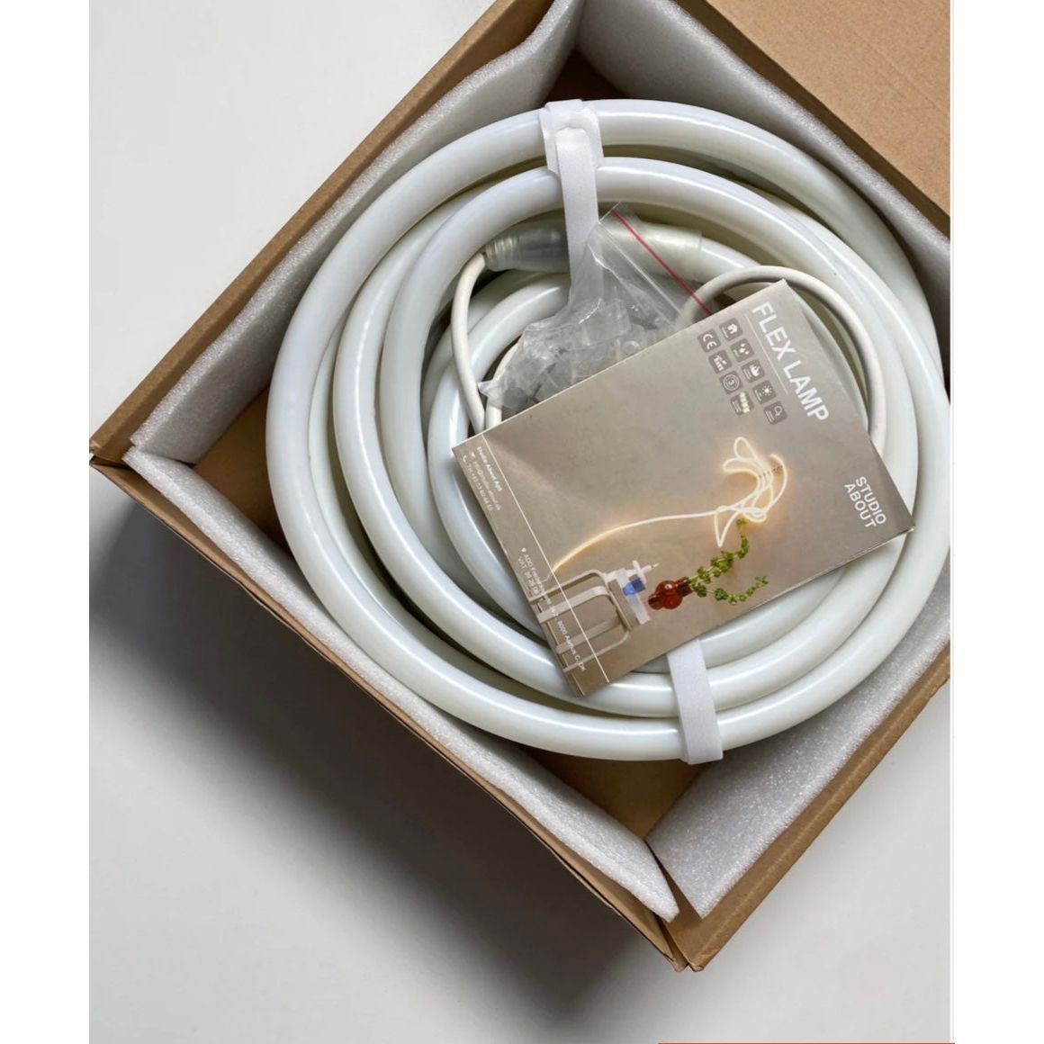 Tube LED flexible 5m – Blanc chaud – Studio About - Boutique Ømm