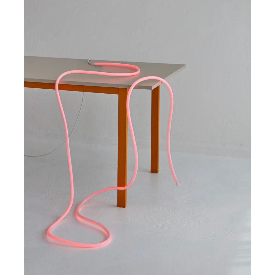 Tube LED flexible 5m – Rouge néon – Studio About - Boutique Ømm